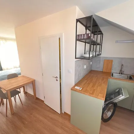 Sunny Nest Апартаменти Варна