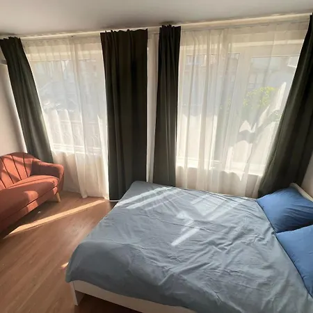 Апартаменти Sunny Nest *
